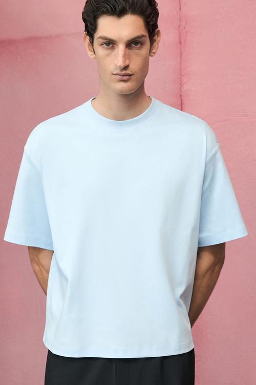 Loose fit boxy-style t-shirt - light blue