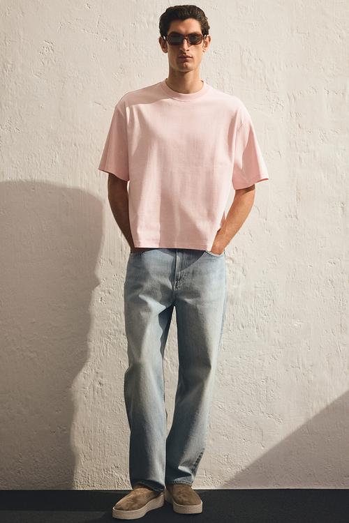 Loose fit boxy-style t-shirt - pink