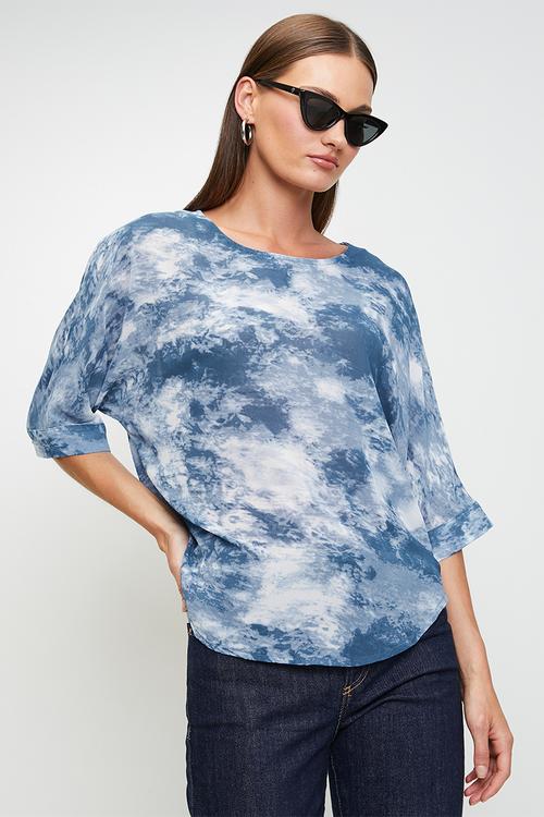 Half Sleeve Flutter Easy Wearing Boat Neck Sheer Blouse - Blue