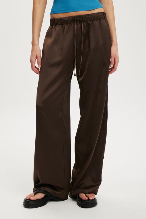 Low waist satin pant - rich mocha