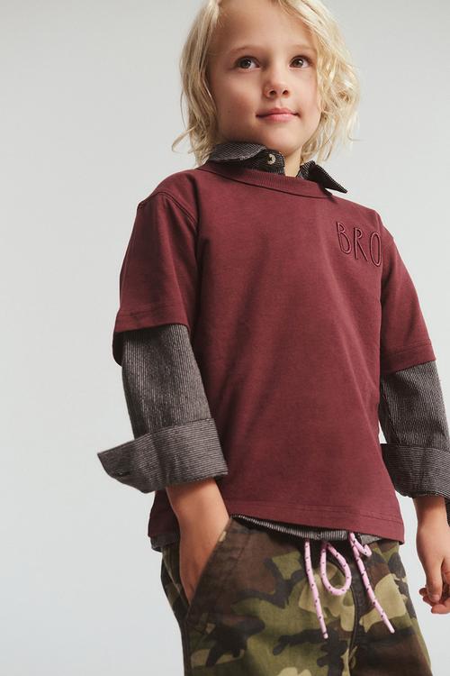 Jonny Short Sleeve Graphic Print Tee - Bordeaux/Bro