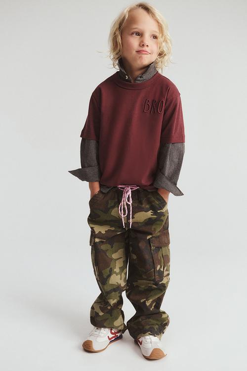 Jonny Short Sleeve Graphic Print Tee - Bordeaux/Bro