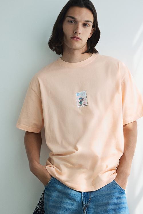 Loose fit printed t-shirt - peach pink postage stamp