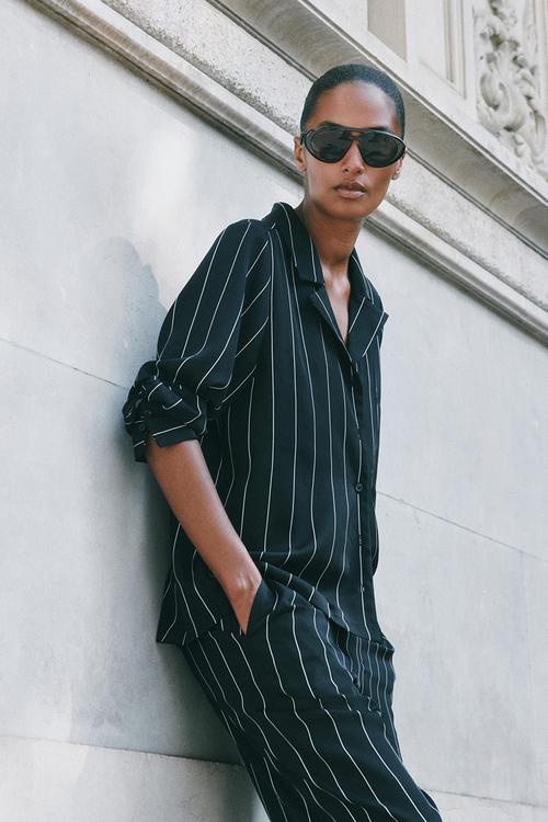 Twill resort shirt - black pinstriped
