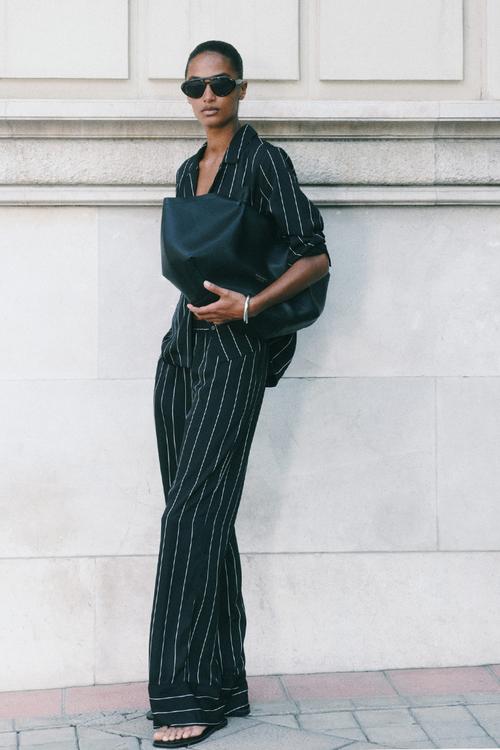 Loose-fit twill trousers - black pinstriped