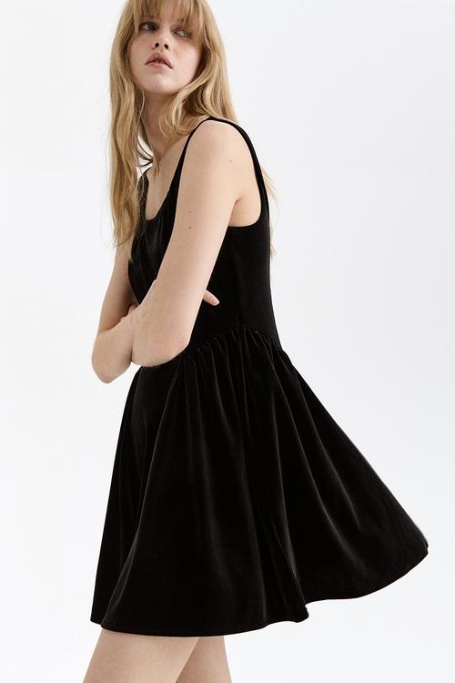 Sleeveless velour dress - black