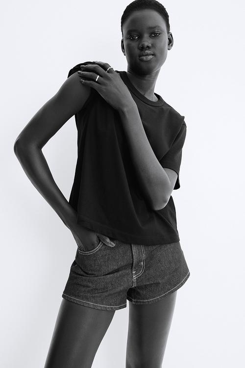 T-shirt - black