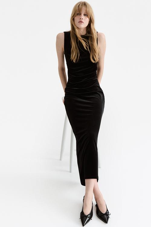Sleeveless velour dress - black