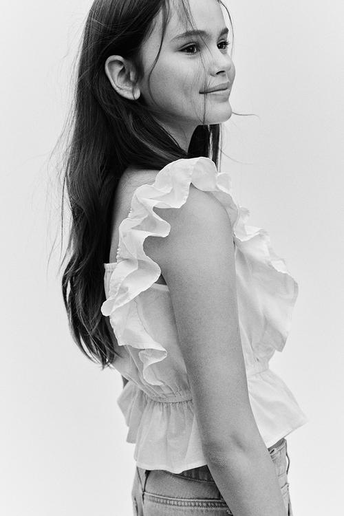 Flutter-sleeved cotton top - white