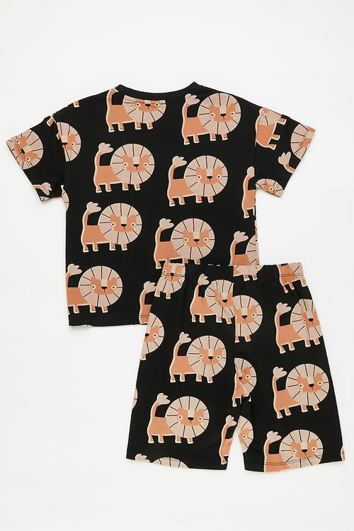 Lion all-over-print tee with matching shorts - black