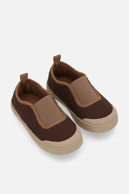 Slip on sneakers - brown