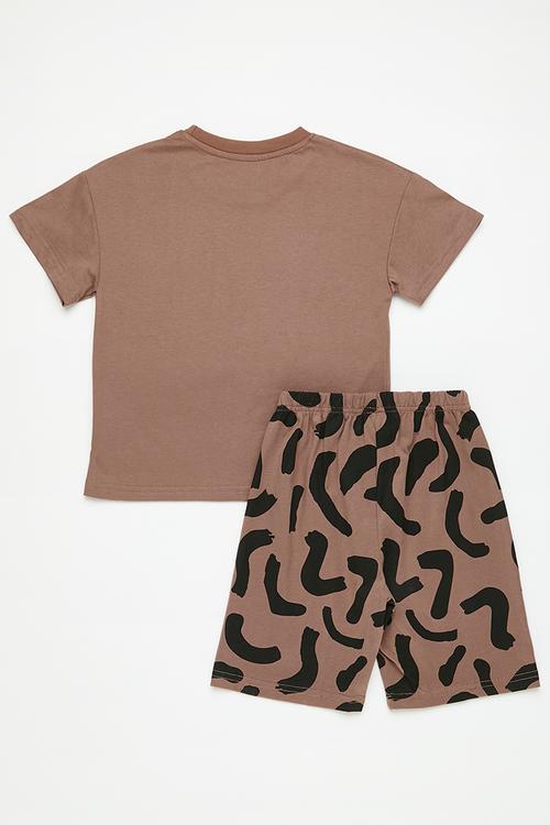Slogan tee with abstract print shorts - taupe brown/smile