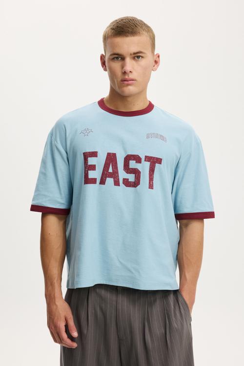 Cropped Fit Graphic T-shirt - Blue Mist/East