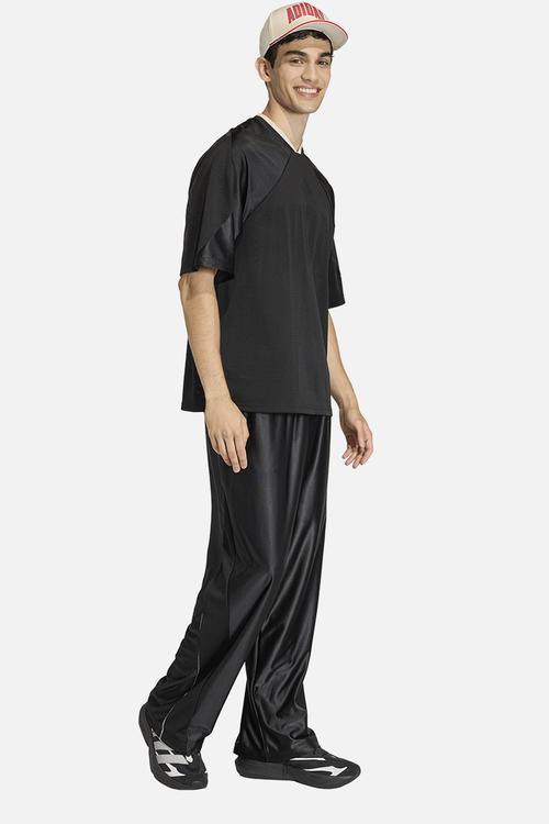 Stadium Graphic Mesh  T-Shirt- Black