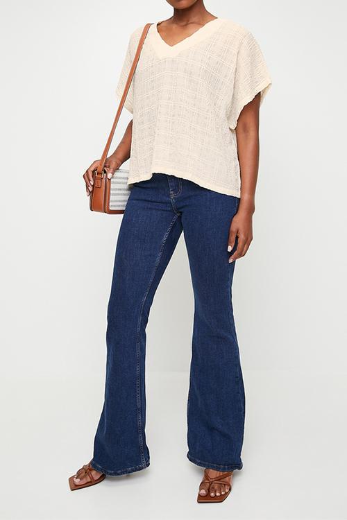 Laundered v-neck boxy shell - ecru