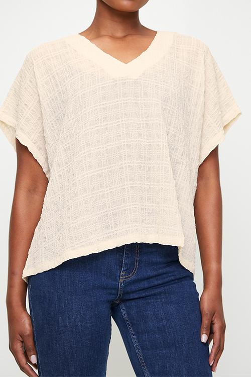 Laundered v-neck boxy shell - ecru
