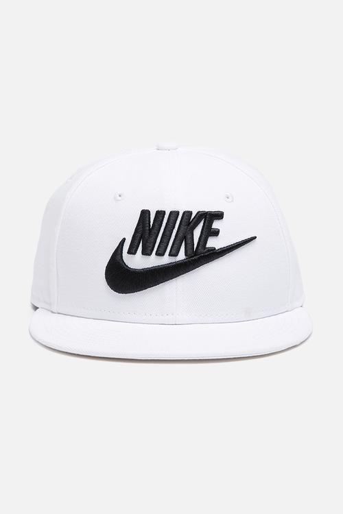 Futura snapback