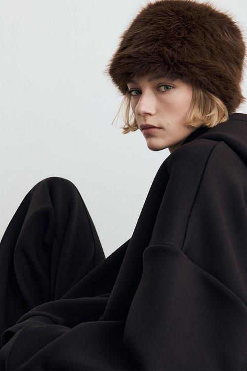 Lyona hat-dark brown