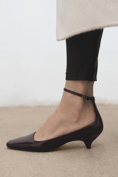 Pulse heel - dark brown