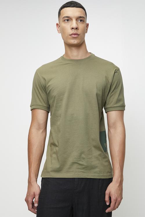 SIYABONGA  PJC SS SIDE LOGO TEE - OLIVE