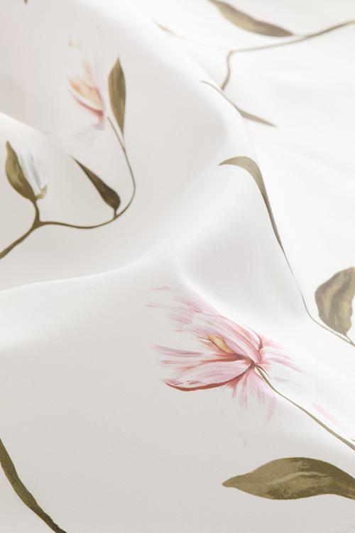 Floral shower curtain - white/floral 