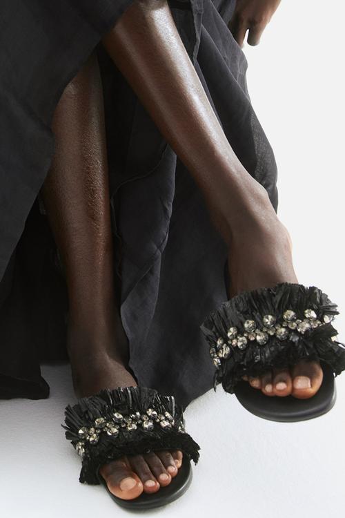 Rhinestone-embellished sandals - black