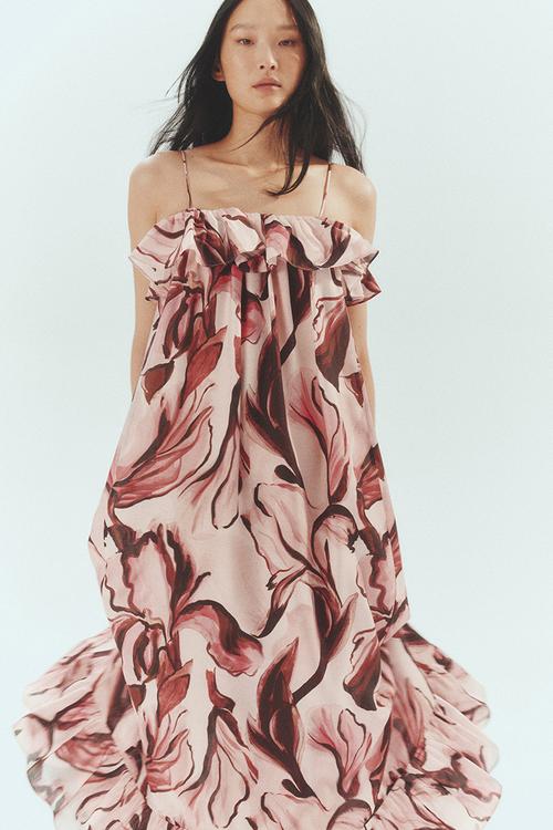 Flared maxi dress - light pink floral