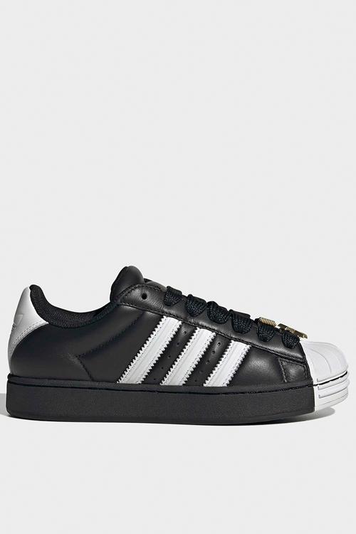 SUPERSTAR ST W