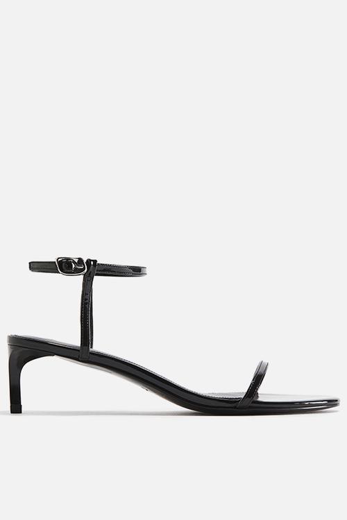 Heeled strappy sandals - black