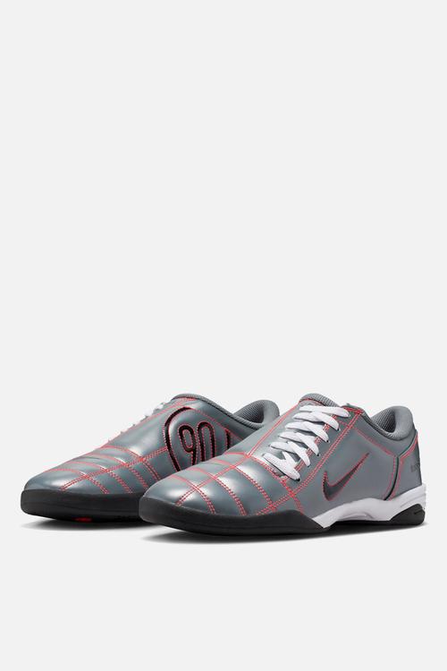 Nike Total 90