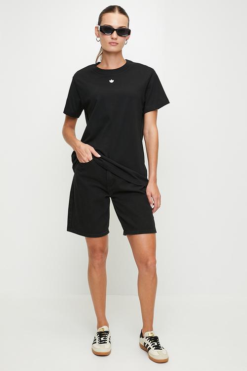 Ess Trf Tee W S26- Black - Black