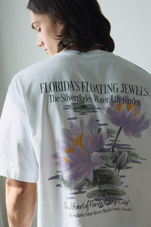 Loose fit printed t-shirt -  white water lilies