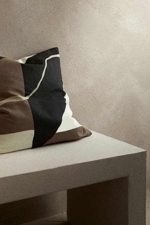 Patterned cushion cover -mole/colour block 