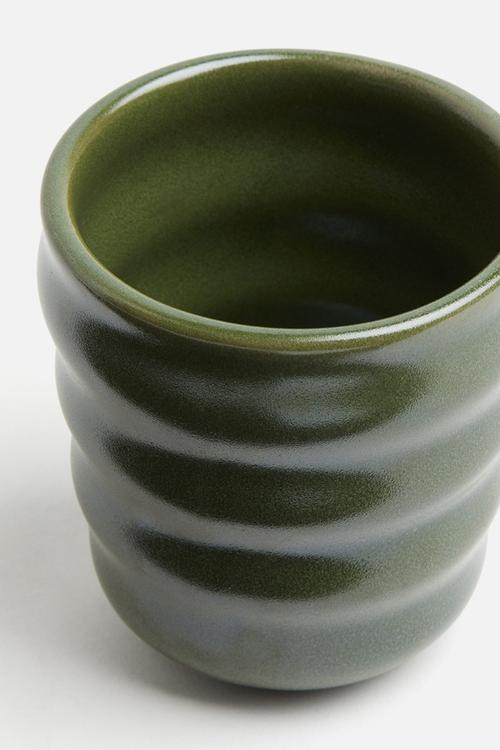 Fluted stoneware mug - green