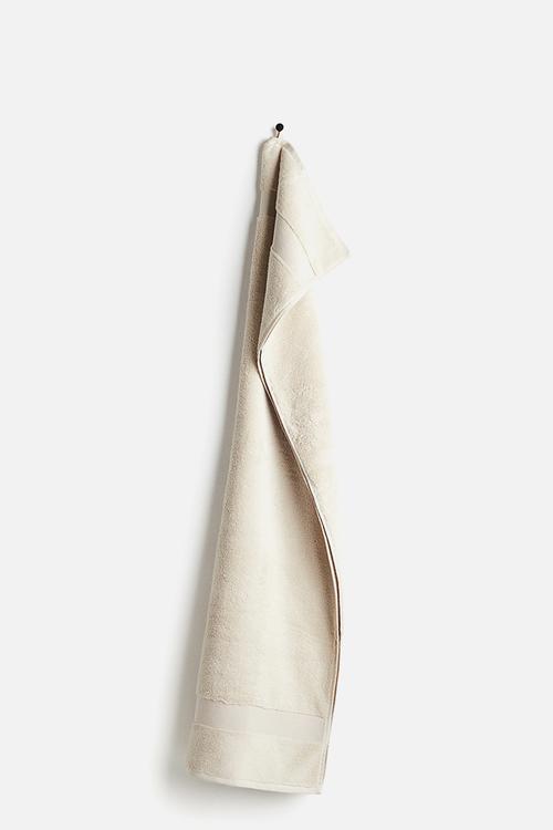Soft terry bath towel - light beige