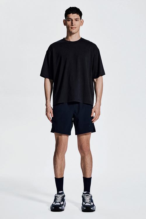 Mid-length sports shorts with drymove™ - navy blue