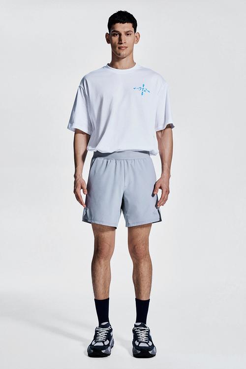 Mid-length sports shorts with drymove™ - grey