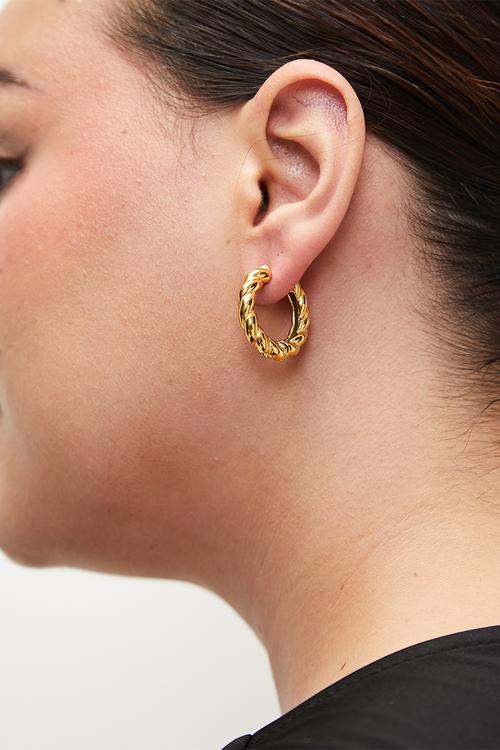 Modern Twisted Hoop Earrings - Gold