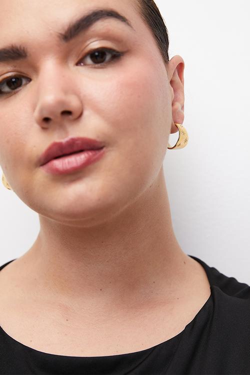 Stone-Set Star Design Hoop Earrings - Gold