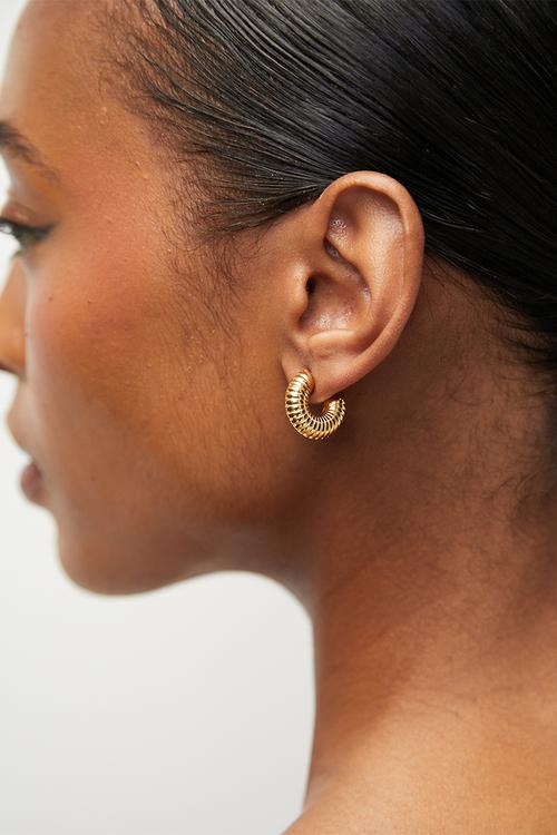 Bold Hoop Earrings - Gold