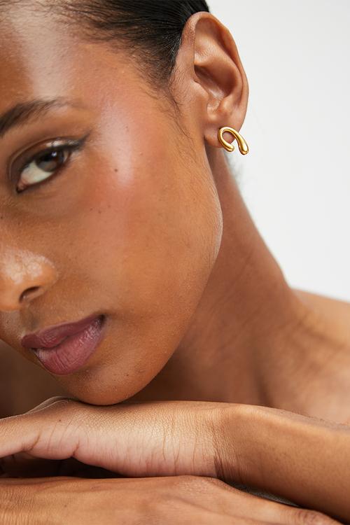 Cynthia curved hoop earrings - gold
