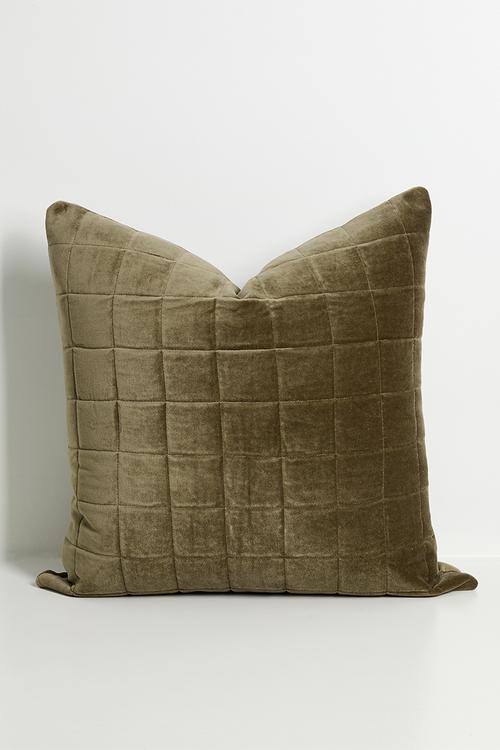 Velvet Scatter Cover - Taupe