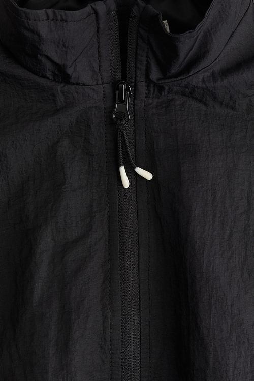 Windbreaker - black colour block