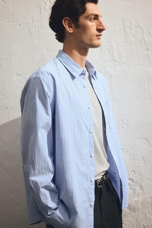 Loose fit poplin shirt - light blue striped
