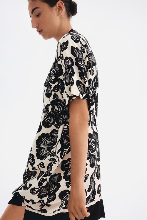 Viscose tunic dress - cream & black floral 