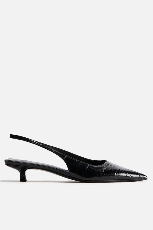 Kitten-heeled pointed slingbacks - black