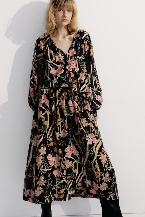 Frill-collar blouse - black/floral 