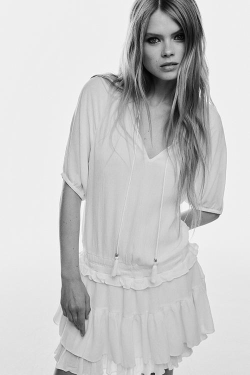 Frill-trimmed dress - white