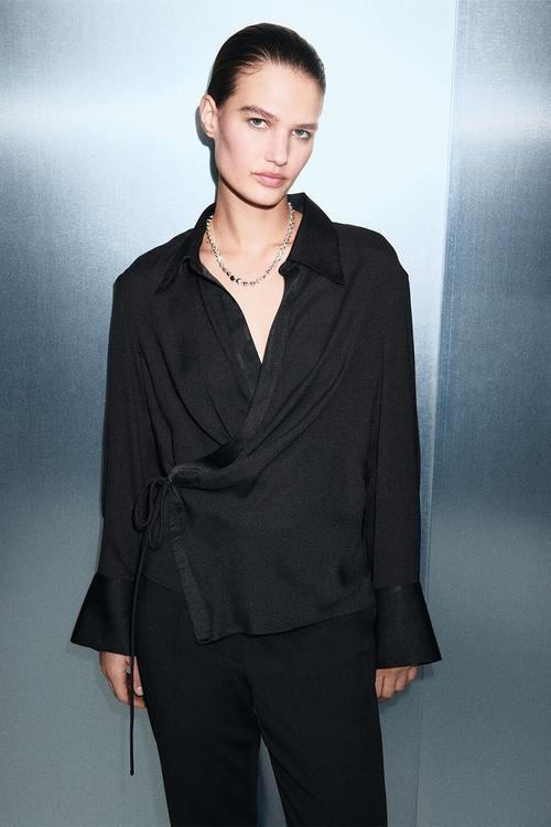 Shirt rider - black