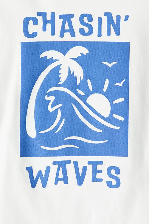 Printed T-shirt - white chasin' waves